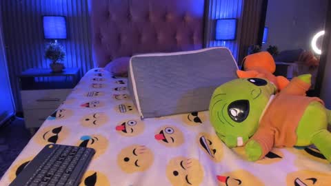 Aaron online show from 12.26.24