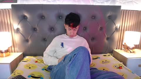 Aaron online show from 01.07.25