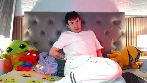 Aaron online show from 01.21.25