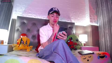 Aaron online show from 02.01.25