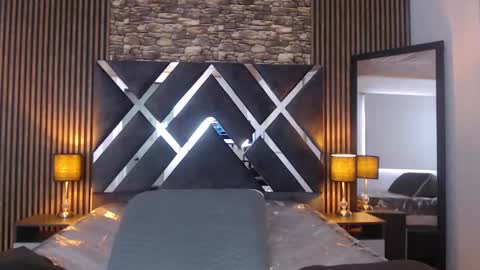 Aaron online show from 09.09.25