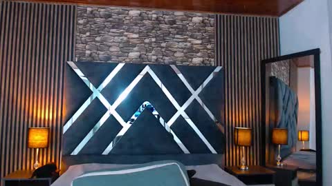 Aaron online show from 09.17.25