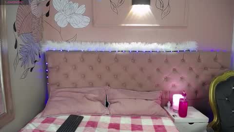 Snapshot of aaron_fordd chatting on 11.18.25 Aaron fordd online show from 11.18.25