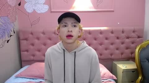 Snapshot of aaron_fordd chatting on 11.24.25 Aaron fordd online show from 11.24.25