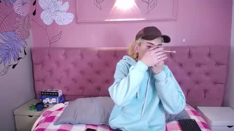 Snapshot of aaron_fordd chatting on 12.16.25 Aaron fordd online show from 12.16.25