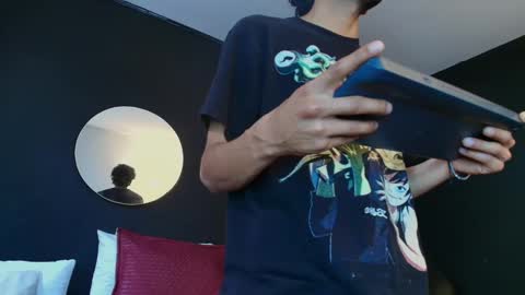 Aaron and Jassell online show from 10.08.25