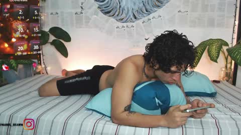 Snapshot of aaron_manuel chatting on 01.07.25 Manul online show from 01.07.25