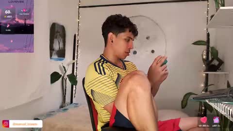 Snapshot of aaron_manuel chatting on 03.09.25 Manul online show from 03.09.25