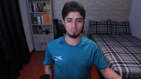 Aaron online show from 10.02.25