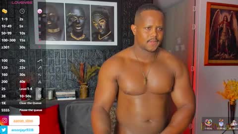 Snapshot of aaron_st chatting on 02.11.26 Aaron online show from 02.11.26