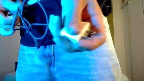 Your aron  online show from 03.04.25