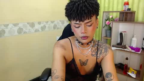 im NiallDun online show from 02.21.25