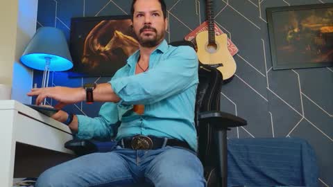 Aaron online show from 09.20.25