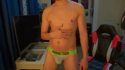 Snapshot of aarong_albertg chatting on 10.03.25 ShyGaymerGuy online show from 10.03.25