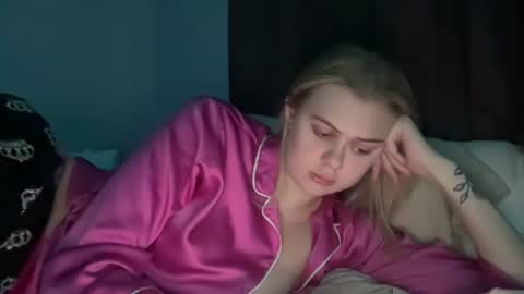 Snapshot of ababyy2901 chatting on 11.11.25 ababyy2901 online show from 11.11.25