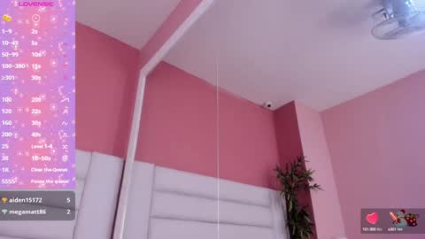 abbey_walker online show from 12.21.24
