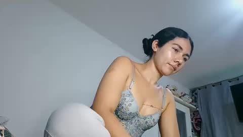 Abbi mooncb online show from 01.20.25