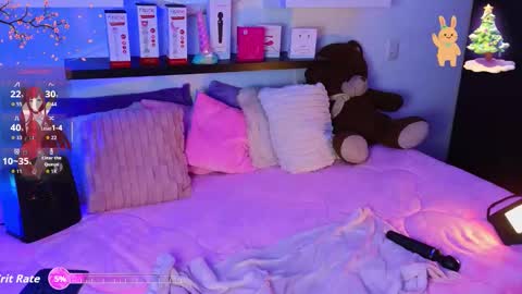 Snapshot of abbie_moonlight_ chatting on 11.12.25 abbie moon online show from 11.12.25