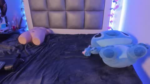 Snapshot of abbiee_collins chatting on 02.17.26 abbiee_collins online show from 02.17.26