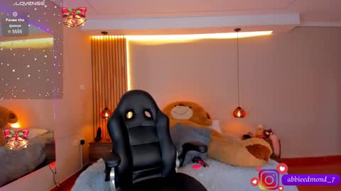 Abbie Edmond  online show from 12.24.24