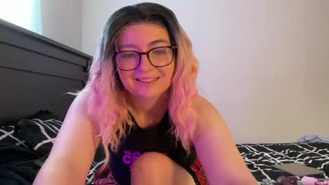 Snapshot of abbiwillow chatting on 06.14.26 Abbi Willow online show from 06.14.26