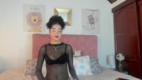 Snapshot of abby_calvert chatting on 10.10.25 Abby online show from 10.10.25