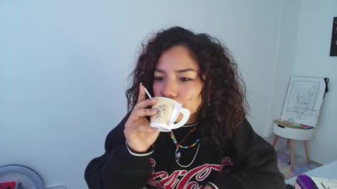Lucia  online show from 01.22.25