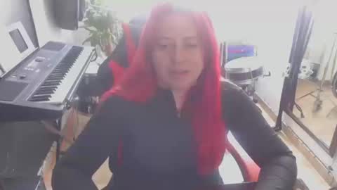 Snapshot of abby_iloveit chatting on 10.20.25 abby iloveit online show from 10.20.25