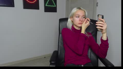 ABBY LAKER online show from 10.15.25