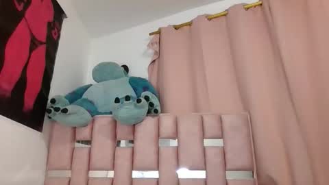 abby_moss_2 online show from 11.29.25