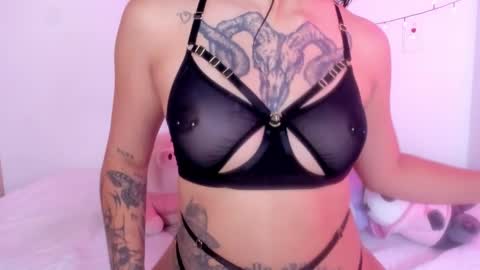 abby_rousee online show from 10.04.25