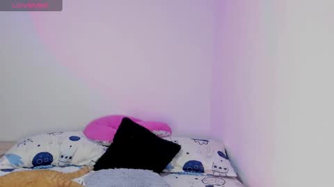 Abby Saenz online show from 01.08.25