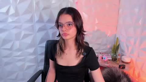 Snapshot of abby_saenz01 chatting on 07.04.26 Abby Saenz online show from 07.04.26