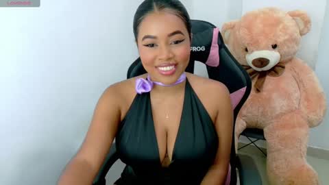 Snapshot of abby_tits chatting on 02.13.25 ABBY online show from 02.13.25