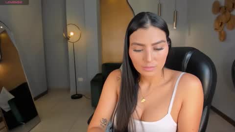 Snapshot of abbydalton chatting on 09.24.25 Abby Dalton online show from 09.24.25