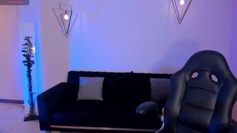 Snapshot of abbydalton chatting on 10.08.25 Abby Dalton online show from 10.08.25