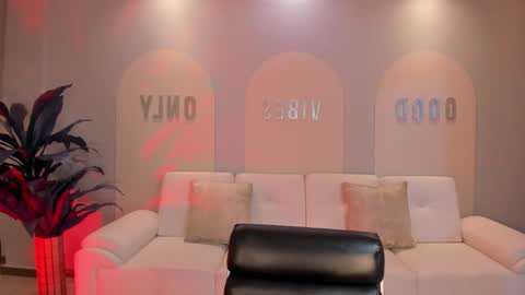 Snapshot of abbydalton chatting on 10.19.25 Abby Dalton online show from 10.19.25