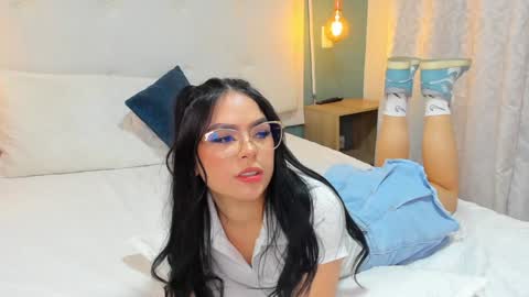 Abby Dixon  online show from 12.03.24
