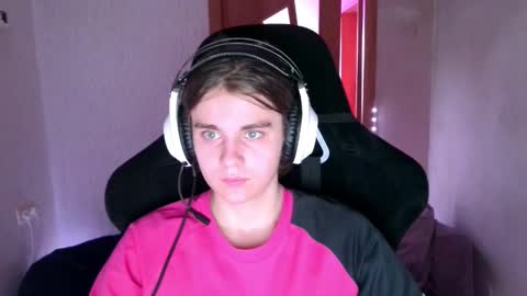 Snapshot of abbysal_blade chatting on 11.05.25 abbysal_blade online show from 11.05.25