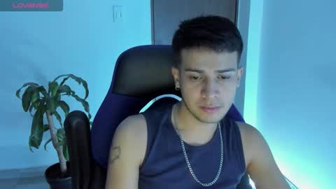 Snapshot of abelasburgo chatting on 11.03.25 Independence model AbelAsburgo online show from 11.03.25