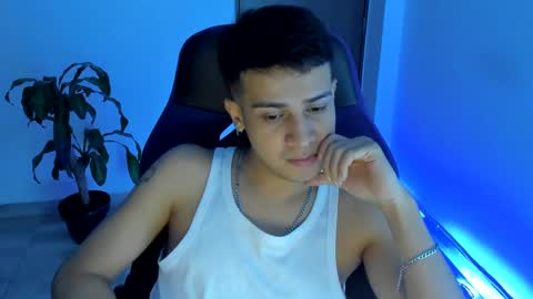 Snapshot of abelasburgo chatting on 11.07.25 Independence model AbelAsburgo online show from 11.07.25