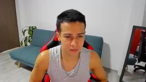 Independence model AbelAsburgo online show from 03.11.26