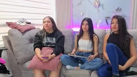 Abella online show from 10.29.25