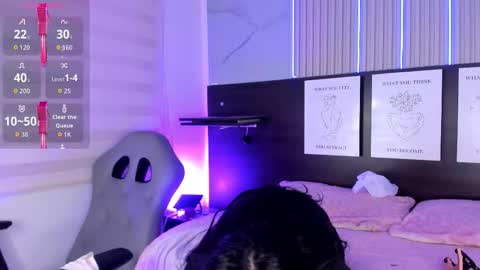 abella_as_ online show from 11.28.25