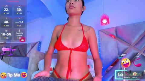 Snapshot of abelladgr chatting on 12.30.24 abelladgr online show from 12.30.24