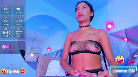 Snapshot of abelladgr chatting on 01.17.25 abelladgr online show from 01.17.25