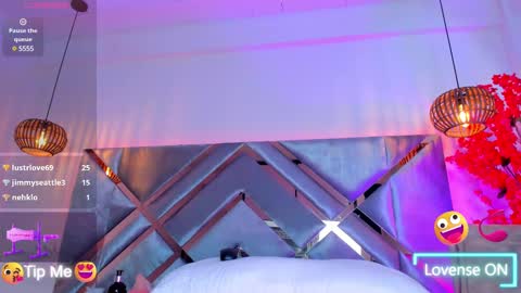 Snapshot of abelladgr chatting on 02.09.25 abelladgr online show from 02.09.25