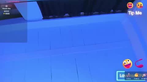 Snapshot of abelladgr chatting on 02.28.25 abelladgr online show from 02.28.25