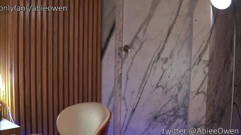 abie_owen online show from 09.09.25