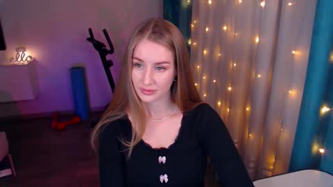 Anna online show from 01.26.25